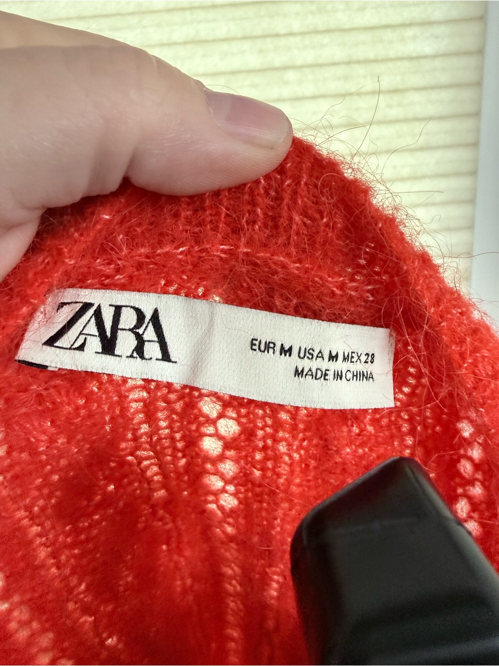 ZARA alpaca & wool blend cable knit cropped cardigan rhinestone buttons size M - Picture 2 of 12